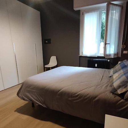 La Casa Di Anna, Appartamento Trilocale Con Balcone E Garage เบรเชีย ภายนอก รูปภาพ